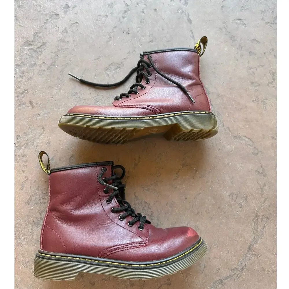 Dr. Martens Delaney Maroon Boots size 3